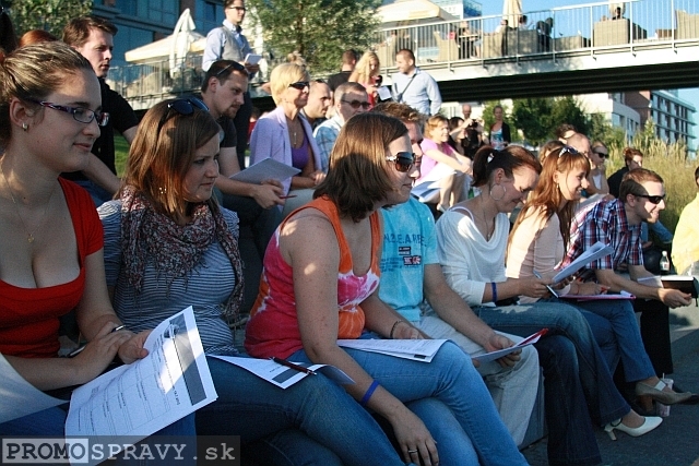 2012-07-18-toastmasters-meeting-open-eurovea-09.jpg