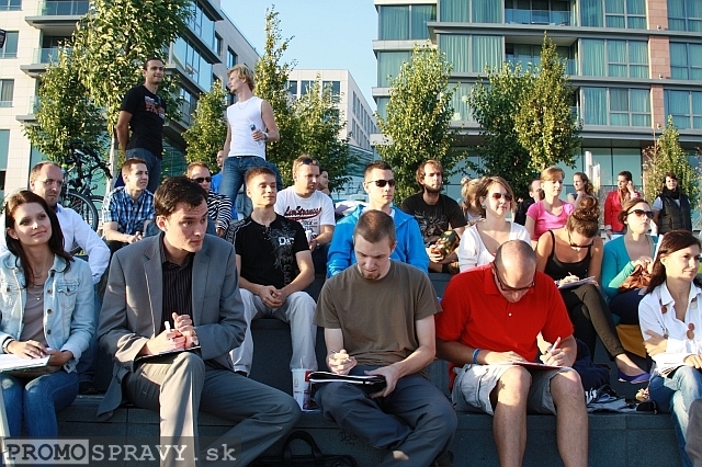 2012-09-06-toastmasters-meeting-open-eurovea-19.jpg