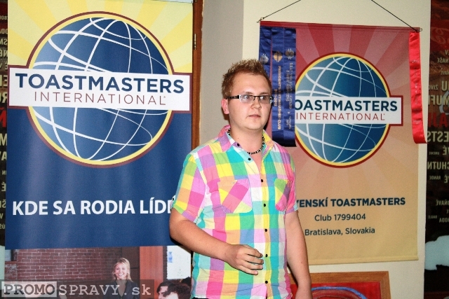 2013-09-19-toastmasters-stretnutie-14